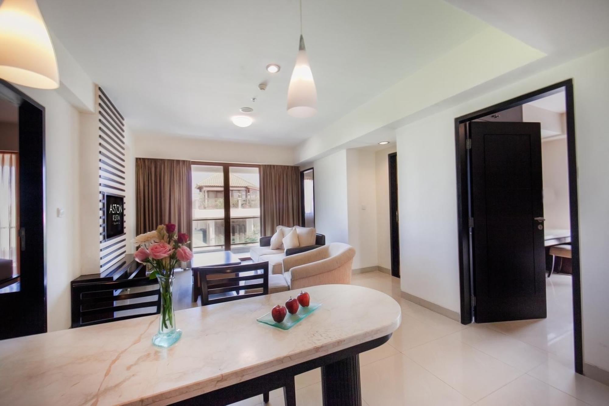 Aston Kuta Hotel And Residence Екстер'єр фото