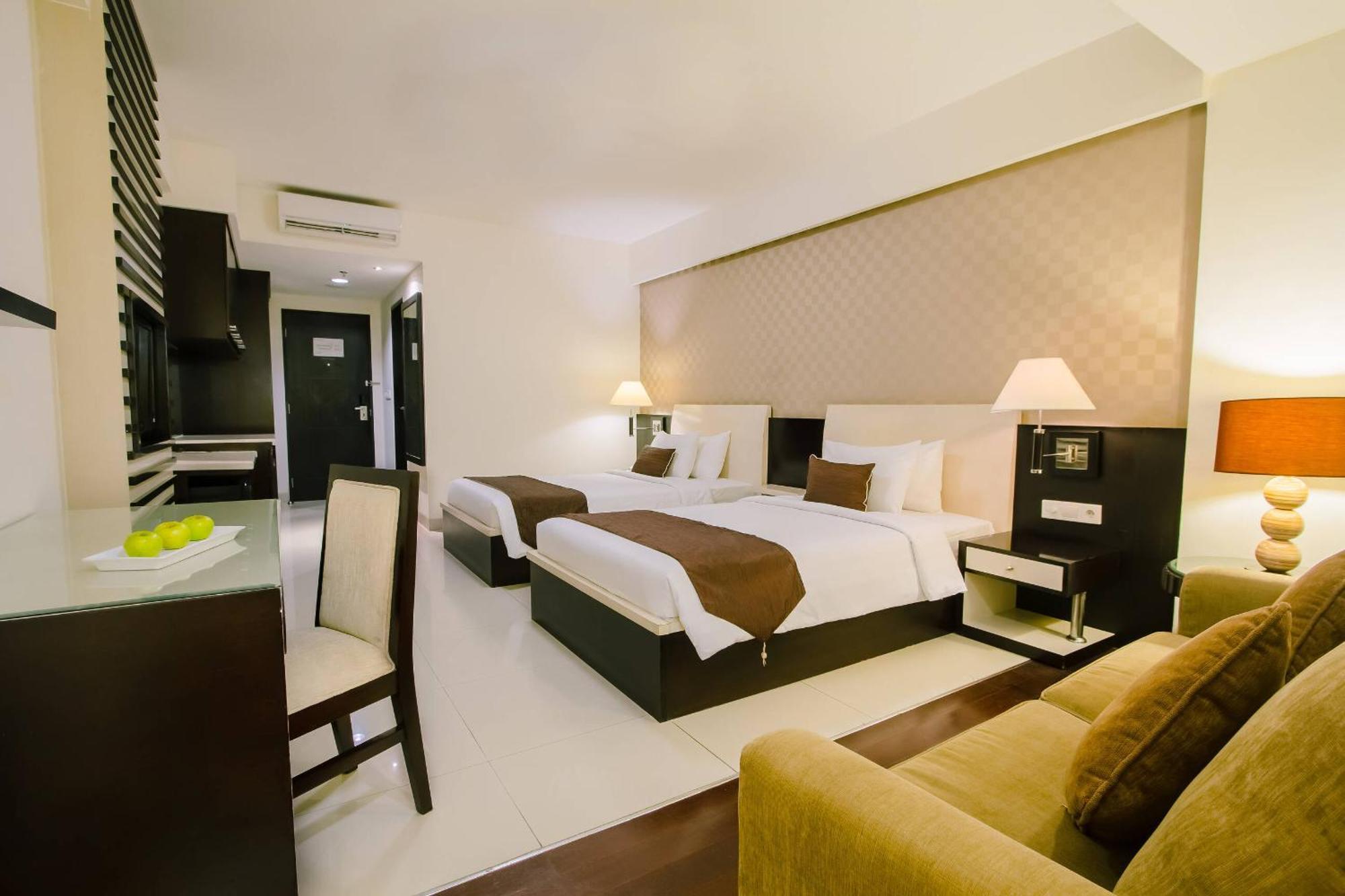 Aston Kuta Hotel And Residence Екстер'єр фото