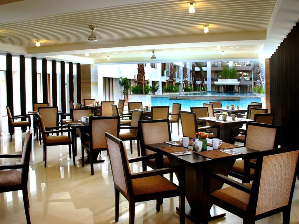 Aston Kuta Hotel And Residence Екстер'єр фото